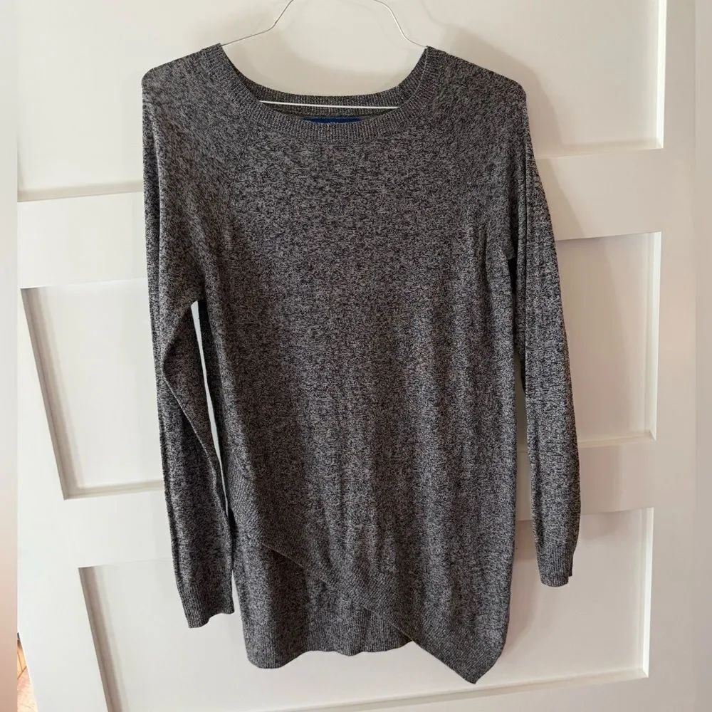 Apt 9 Heather Gray lightweight long sleeve top size Medium